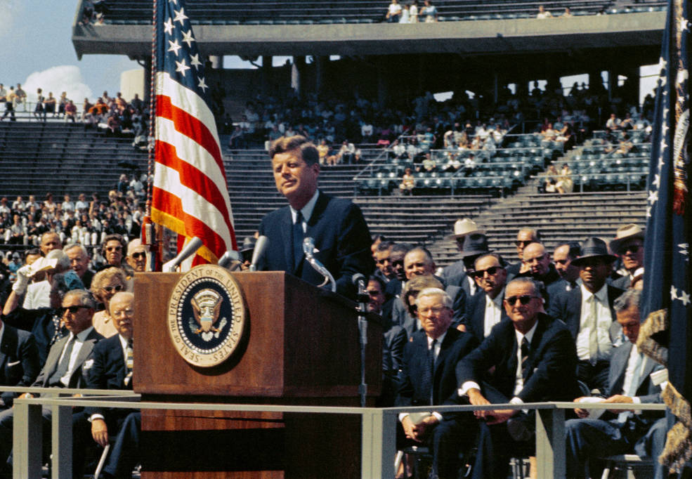 JFK en la Universidad de Rice (Tejas) el 12 de septiembre de 1962 (NASA - S62-05616)